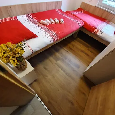 - Kekec Apartment