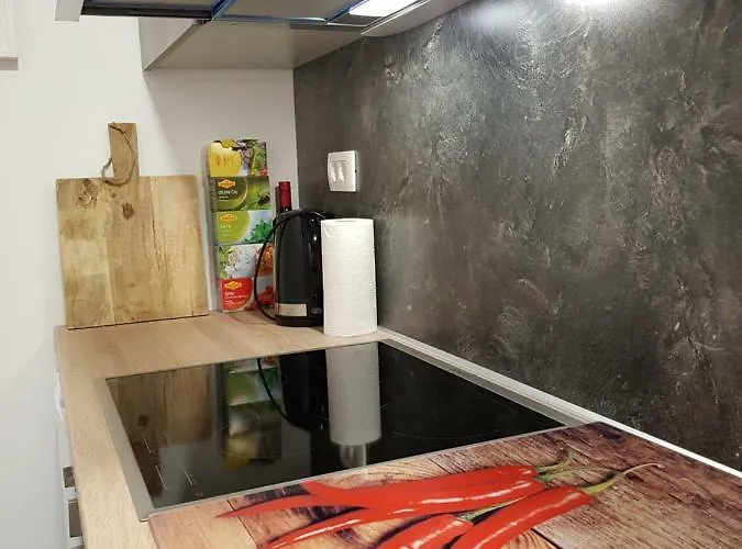 - Kekec * מויסטראנה